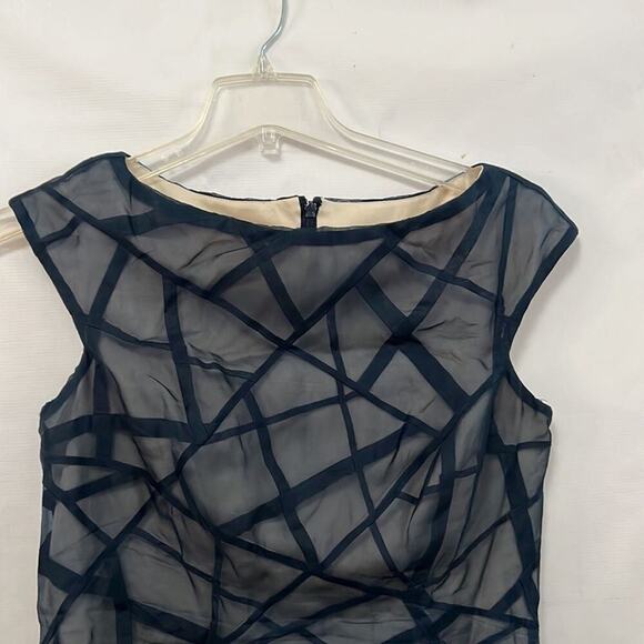 TADASHI SHOJI COLLECTION 100% SILK DRESS SIZE 12 - Picture 5 of 8